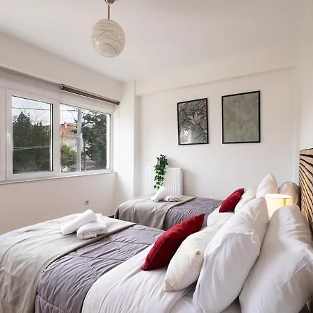 Miele Two Bedroom In Marousi Daire *